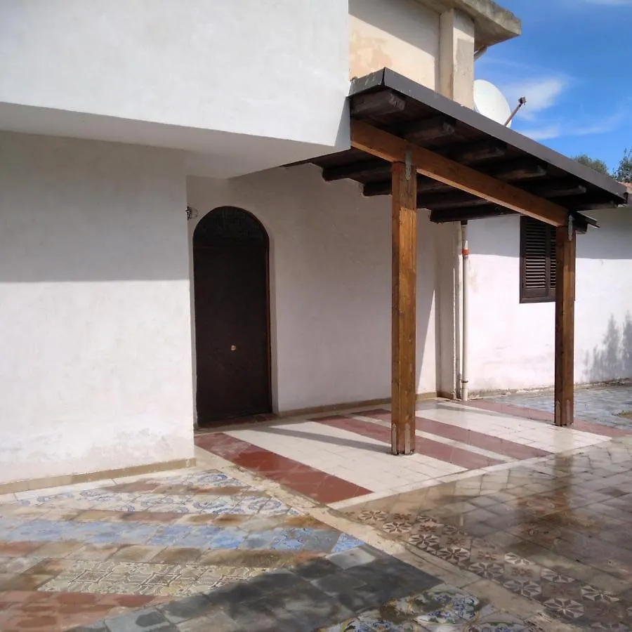 Villa casale guidaloca Castellammare del Golfo 0*,